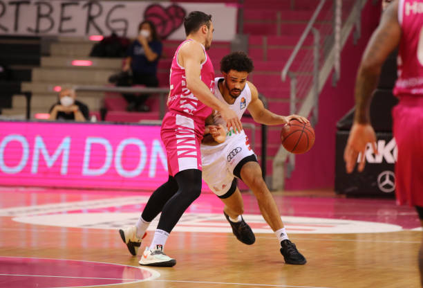 叙事驱动的 叙事驱动的