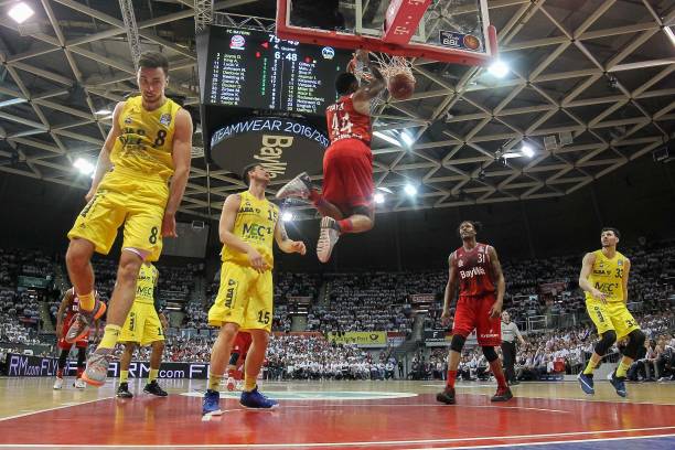 青年队新星 青年队新星