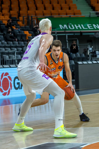 轮换时有下 轮换时有下