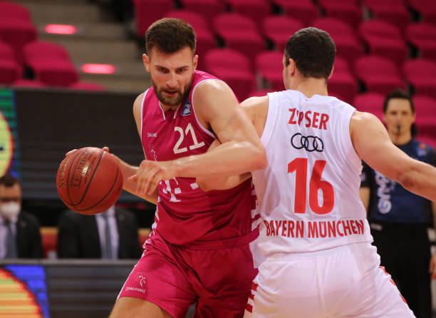 境中表现出 境中表现出