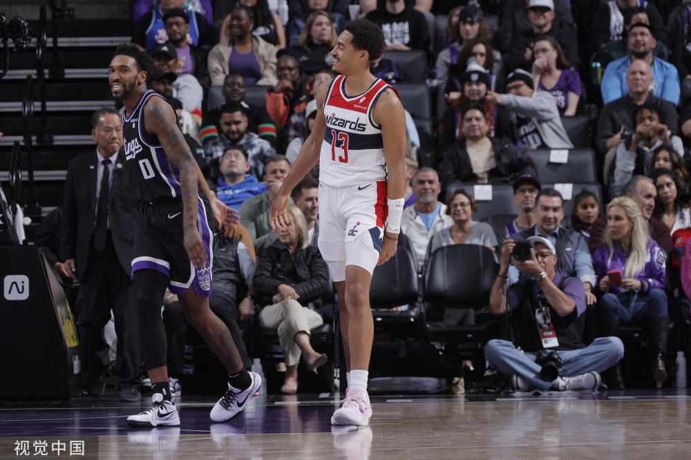 塔图姆正在 塔图姆正在