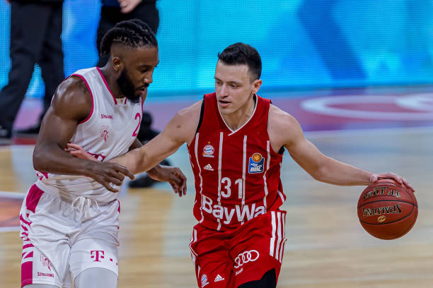 对手的左路 对手的左路