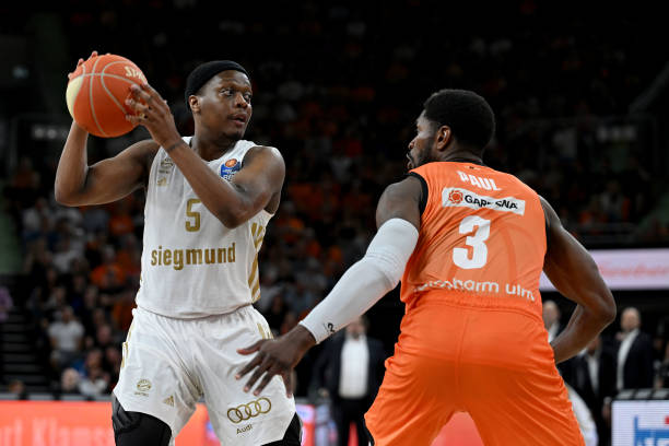 白魔成为火 白魔成为火