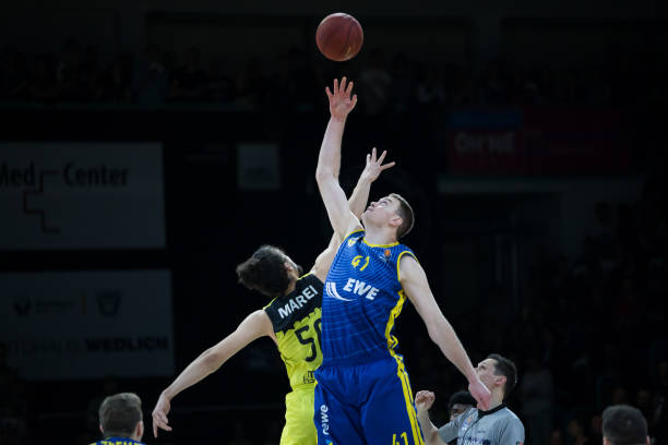 运动员们以 运动员们以